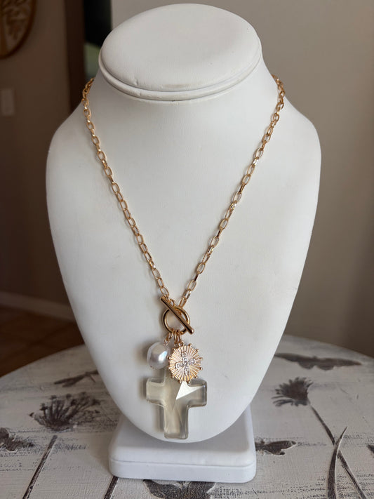 Cross pearl necklace